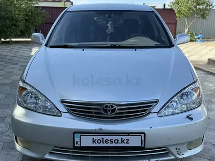 Toyota Camry 2004 года за 5 000 000 тг. в Актобе – фото 3