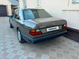 Mercedes-Benz E 260 1989 годаfor2 700 000 тг. в Уральск – фото 3