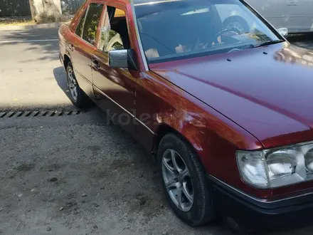 Mercedes-Benz E 230 1989 года за 1 500 000 тг. в Тараз – фото 2