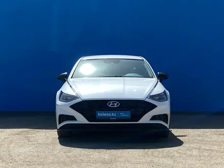 Hyundai Sonata 2022 года за 11 860 000 тг. в Алматы – фото 2