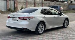 Toyota Camry 2019 года за 14 800 000 тг. в Алматы – фото 4