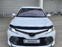 Toyota Camry 2018 года за 16 500 000 тг. в Актау