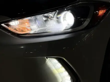 Hyundai Elantra 2017 года за 7 000 000 тг. в Алматы – фото 14