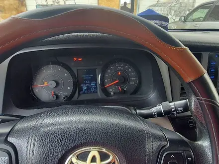 Toyota Sienna 2015 года за 13 500 000 тг. в Актау – фото 2