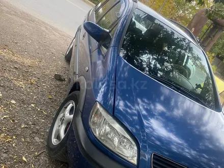 Opel Zafira 2002 года за 3 700 000 тг. в Караганда – фото 2