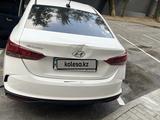 Hyundai Accent 2022 годаfor6 150 000 тг. в Алматы – фото 4