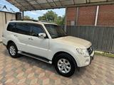 Mitsubishi Pajero 2009 годаүшін10 400 000 тг. в Алматы