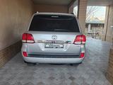 Toyota Land Cruiser 2011 годаүшін19 000 000 тг. в Шымкент – фото 3