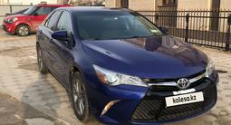 Toyota Camry 2016 года за 9 500 000 тг. в Атырау – фото 2