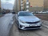 Kia K5 2018 года за 9 000 000 тг. в Астана – фото 4