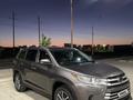 Toyota Highlander 2018 годаfor13 000 000 тг. в Жанаозен – фото 21