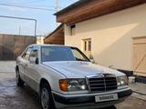 Mercedes-Benz E 200 1990 годаүшін1 750 000 тг. в Шымкент – фото 3