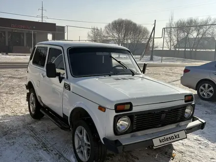 ВАЗ (Lada) Lada 2121 2000 года за 1 000 000 тг. в Жаркент – фото 2