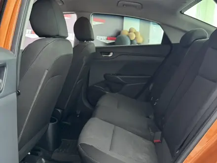 Hyundai Accent 2018 года за 6 500 000 тг. в Атырау – фото 13