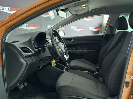 Hyundai Accent 2018 года за 6 500 000 тг. в Атырау – фото 5