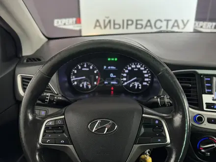 Hyundai Accent 2018 года за 6 500 000 тг. в Атырау – фото 8
