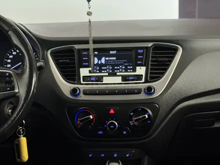 Hyundai Accent 2018 года за 6 500 000 тг. в Атырау – фото 9