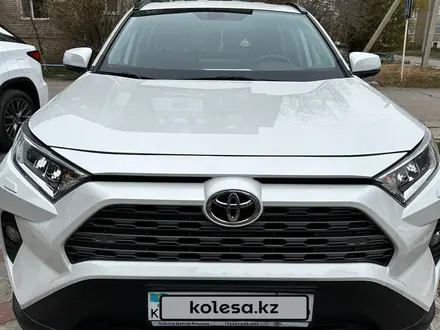 Toyota RAV4 2020 года за 15 500 000 тг. в Атырау – фото 7