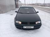 Volkswagen Golf 2001 года за 1 300 000 тг. в Уральск