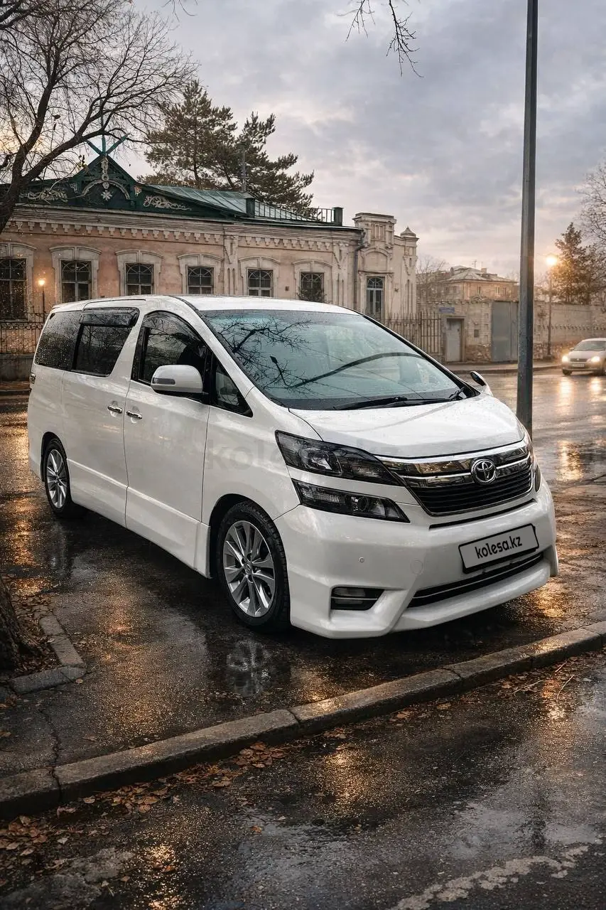 Toyota Vellfire, 2010