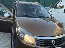 Renault Sandero Stepway, 2014