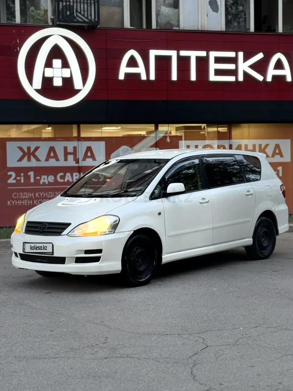 Toyota Ipsum, 2006