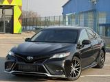 Toyota Camry 2021 года за 11 500 000 тг. в Алматы