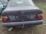 Mercedes-Benz E 230 1988 года за 270 000 тг. в Караганда – фото 3