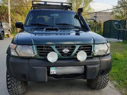 Nissan Patrol 1998 года за 5 800 000 тг. в Алматы – фото 2