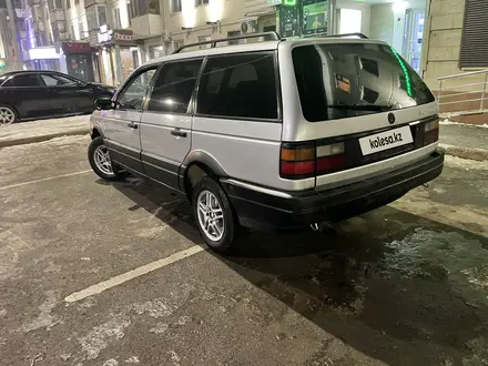 Volkswagen Passat 1993 года за 1 350 000 тг. в Астана – фото 3