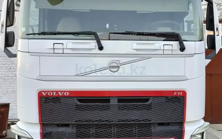 Volvo  FH 4 2015 года за 33 500 000 тг. в Костанай