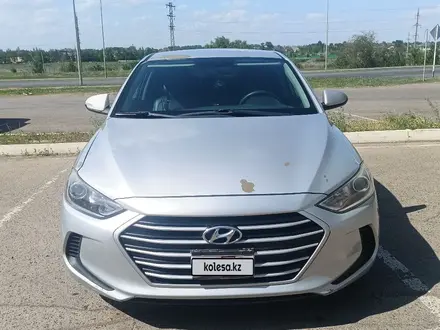Hyundai Elantra 2017 года за 4 000 000 тг. в Уральск