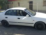 Toyota Carina E 1995 года за 1 500 000 тг. в Жетысай – фото 3