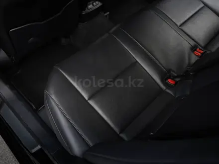 Lexus ES 300h 2019 года за 20 000 000 тг. в Алматы – фото 24
