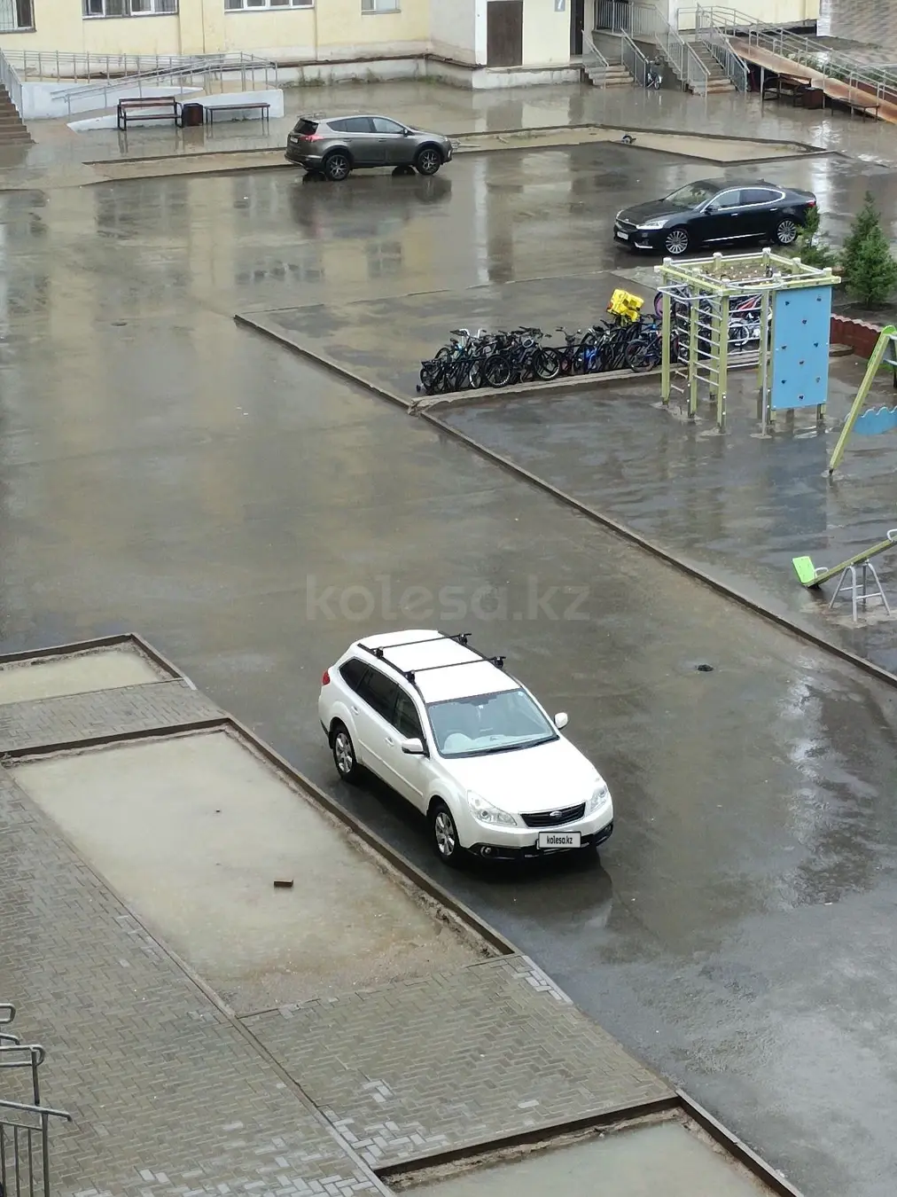 Subaru Outback, 2011