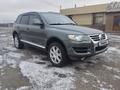 Volkswagen Touareg 2008 года за 6 500 000 тг. в Караганда – фото 3