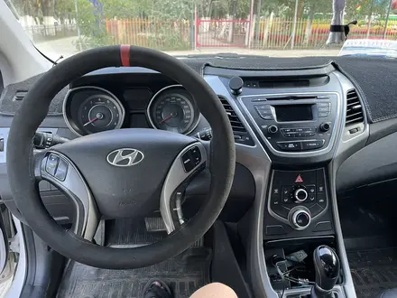 Hyundai Elantra 2014 года за 6 200 000 тг. в Жезказган – фото 3