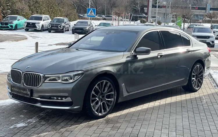 BMW M760 2017 года за 44 000 000 тг. в Алматы