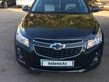 Chevrolet Cruze 2014 года за 5 800 000 тг. в Караганда – фото 2