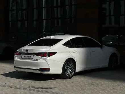 Lexus ES 250 2020 года за 20 300 000 тг. в Астана – фото 7