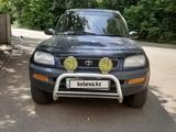 Toyota RAV4 1995 года за 3 700 000 тг. в Усть-Каменогорск – фото 3