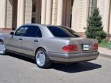 Mercedes-Benz E 320 1996 годаүшін3 800 000 тг. в Жезказган – фото 4