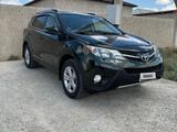 Toyota RAV4 2013 года за 7 500 000 тг. в Жанаозен