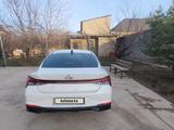 Hyundai Elantra 2021 года за 9 300 000 тг. в Шымкент – фото 2