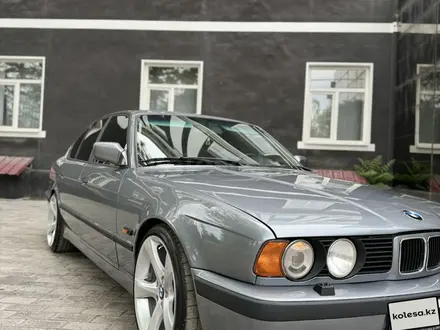 BMW 525 1992 года за 2 600 000 тг. в Шымкент – фото 3