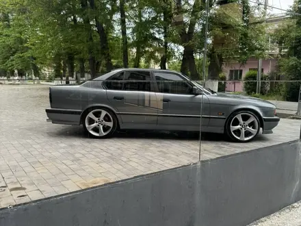 BMW 525 1992 года за 2 600 000 тг. в Шымкент – фото 17