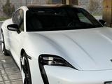 Porsche Taycan 2023 года за 42 000 000 тг. в Шымкент – фото 2