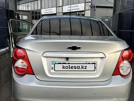 Chevrolet Aveo 2014 года за 2 600 000 тг. в Алматы – фото 2