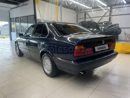 BMW 518 1994 года за 2 800 000 тг. в Шымкент – фото 3