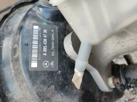 Тормозной вакуум цилиндр Мерседес Мерс Цешка 203 Mercedes w203 за 35 000 тг. в Алматы – фото 3